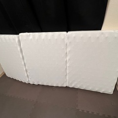 コンパクト 3つ折りマットレス の画像