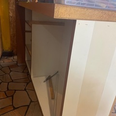 カウンター棚の画像