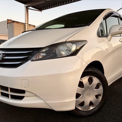 8人乗り☆走行10万キロ☆月々1.2万円〜分割払い可❗️車検2年付き！大人気☆HONDA フリード☆Bluetooth対応ナビ付き☆走行中DVD見れます☆ETC付き☆電動スライドドア付き☆ドライブレコーダー付きのフル装備☆‼️の画像