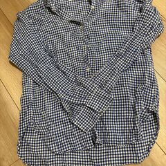 ユニクロレディスブラウスの画像