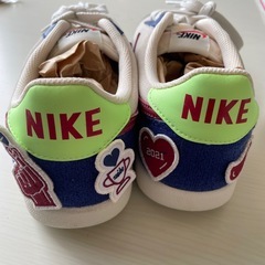 NIKE 新品　スニーカーの画像