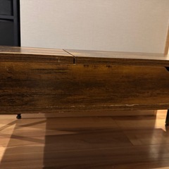 昇降式テーブルの画像