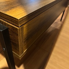 昇降式テーブルの画像