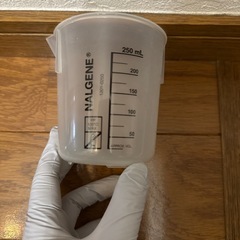 計量カップ色々の画像