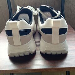 新品 25cm レディース スニーカー グレー シューズ 靴 カジュアルの画像