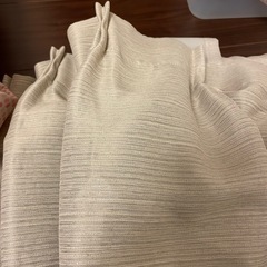 KEYUCA カーテン　シャンパンゴールドの画像