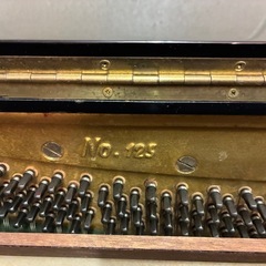 アップライトピアノの画像