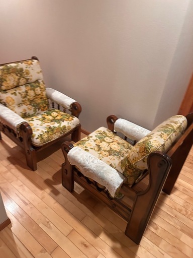 カリモク コロニアル 花柄 ヴィンテージ シングルソファ アームチェア