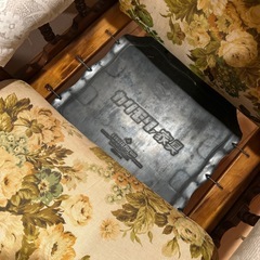 カリモク コロニアル 花柄 ヴィンテージ シングルソファ アームチェアの画像