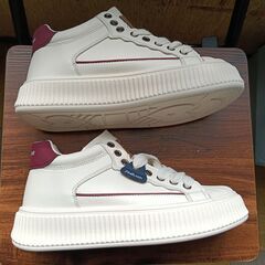 新品 25cm レディース スニーカー ホワイト シューズ 靴 カジュアル(903-Z)の画像