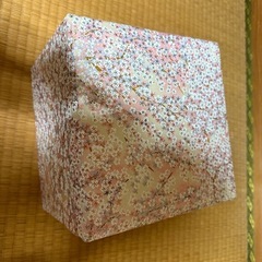 桜の花柄 角型重箱 木製仕切り付きの画像