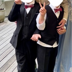 子供スーツ　5点セットの画像