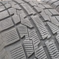 工賃込み　特価品　トーヨー製冬タイヤ１９５／６５Ｒ１５　４本セットの画像