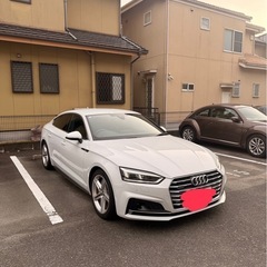 アウディA5、VOLVO S60の画像