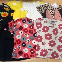 Tシャツ👚女の子90☆の画像