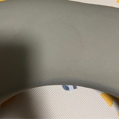 エルゴ　授乳クッション
の画像