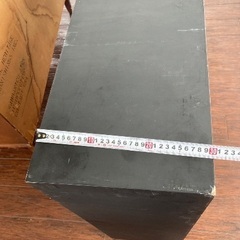 舞台、ベッド、台の画像