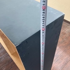 舞台、ベッド、台の画像