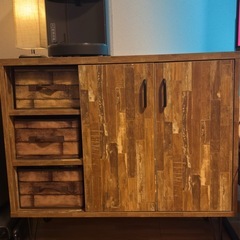 木目アンティークウッド調のチェスト足はアイアン
仕上げの画像