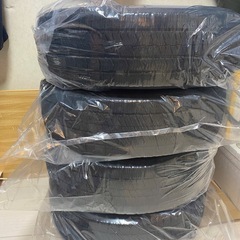 BRIDGESTONE スタッドレスタイヤ 185/65/r15の画像