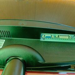 LG　21.5インチモニター　FLATRON W2261VG　ピアノブラック　中古 送料が高いので取りにこれる方限定の画像