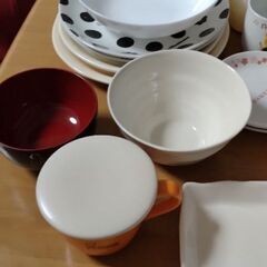食器　タッパー等の画像