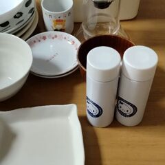 食器　タッパー等の画像