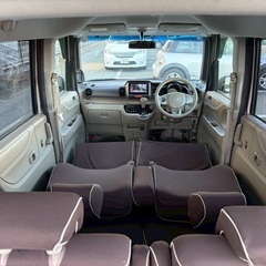 25年式！月々1.2万円〜分割払い可❗️ 車検2年付き！【名義変更代込み】大人気☆ホンダ N-BOX☆ステアリングスイッチ付き☆Bluetooth対応ナビ付き☆走行中DVD見れます☆ETC付き☆電動スライドドア☆ドラレコ付き☆スマートキー☆フルオートエアコン☆そのまま乗って帰れます❗️の画像