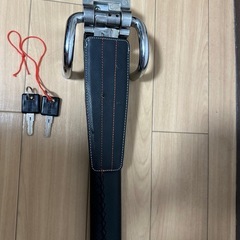 ハンドルロック ステアリングロック 盗難防止車 リレーアタック対策 の画像