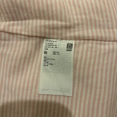 ベビー服　ユニクロ ノースリーブベストの画像
