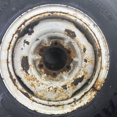 旧車 BS DURAVIS R205 7.00R15LT 8PR 夏タイヤ トヨタ ランクル40 純正ホイール 15インチ 5.5J6HPCD139.7 バリ溝 希少 リング式 (STT039-1)の画像