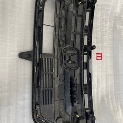 エヌボックス　フロントグリルの画像