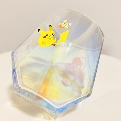 ポケモンセンター限定　オーロラグラス ガラスコップ　ピカチュウ&ミュウの画像
