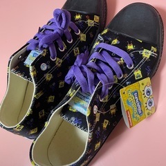 未使用スポンジボブのキャンバススニーカー24cm の画像