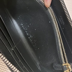 PRADA 長財布　サフィアーノ　三角ロゴ　ラウンドファスナー　　　の画像
