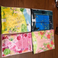 ロゴナエッセンシャルシャンプー、ふんわりパーマもどしフォーム、馬油、メザイク、アイテープ、入浴剤まとめ売りの画像