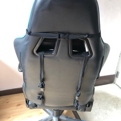 【11月9日迄】【値下げ可】ゲーミングチェアの画像