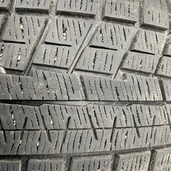 215  45  17   スタッドレスの画像