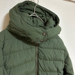 無印良品 ダウン　ロングコート　アウター　 カーキ　フード付き 取り外し可 の画像