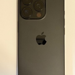 バッテリー100% 希少美品  iPhone16Pro 256GB ブラックチタニウム
の画像