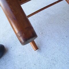 ダイニングチェア　2脚　汚れあり　ぐらつきなし　②の画像