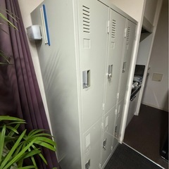 オフィス　ロッカー　6人用　鍵付きの画像