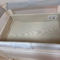 アップリカ　ココネルエアー　ベビーベッドの画像