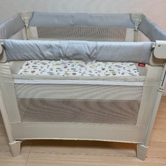アップリカ　ココネルエアー　ベビーベッドの画像