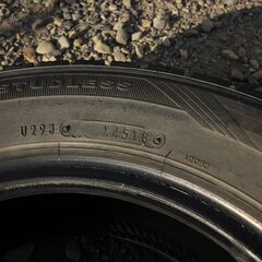 155/70R12ｽﾀｯﾄﾞﾚｽﾀｲﾔの画像
