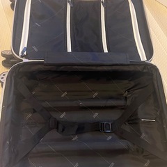 キャリーケースの画像