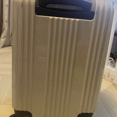 キャリーケースの画像