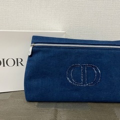 【新品】Diorノベルティデニムポーチ　紙袋付きの画像