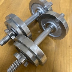 ダンベル10キロ✖️2個　
イグニオの画像