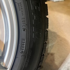 スタッドレスタイヤ　アルファード　ヴェルファイア　　の画像